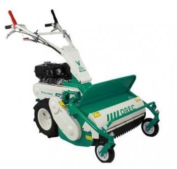 debroussailleuse-a-fleaux-orec