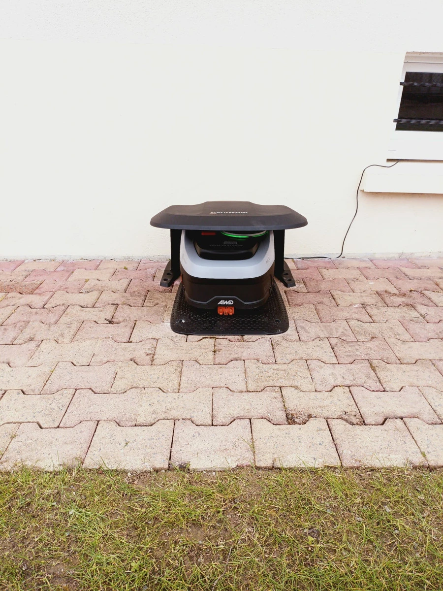 installation-robot-tondeuse-i208awd