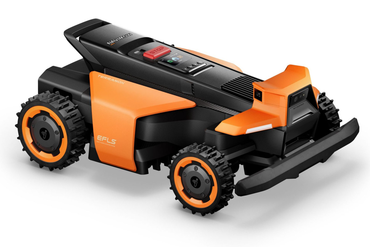 terranox-cm120m1-segway-navimow